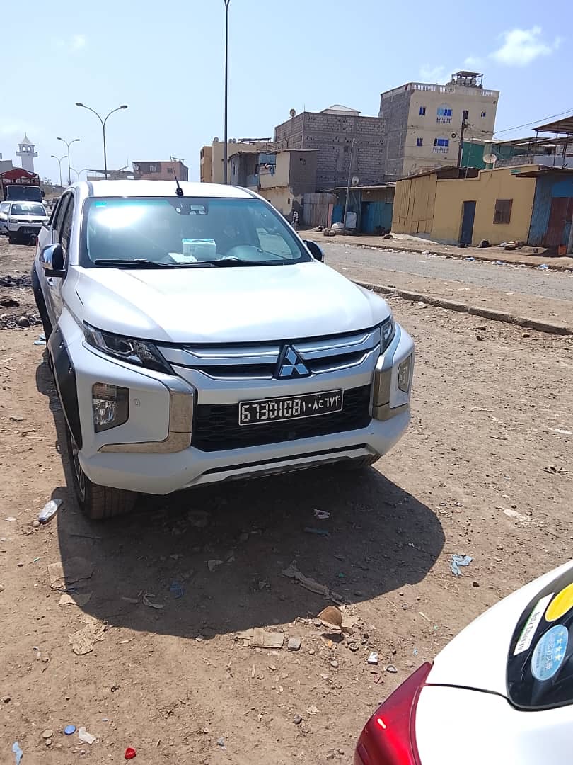 4 Voitures en excellent état à vendre - Mitsubishi L200 2022, HYUNDAI CRETA 2023, Marqué MG 2016, Kia SPORTAGE 2012