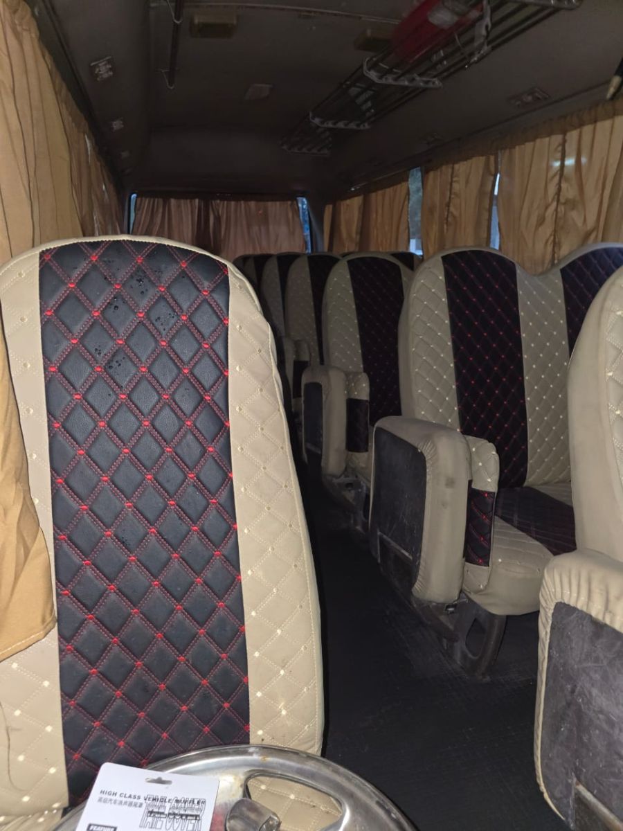 Mitsubishi Rosa 2017, diesel, 35 places, Disponible à djibouti