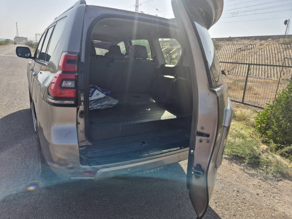 Toyota Prado 2018, 7 places, gallerie, clim av/ar, frigo, entretien à jour