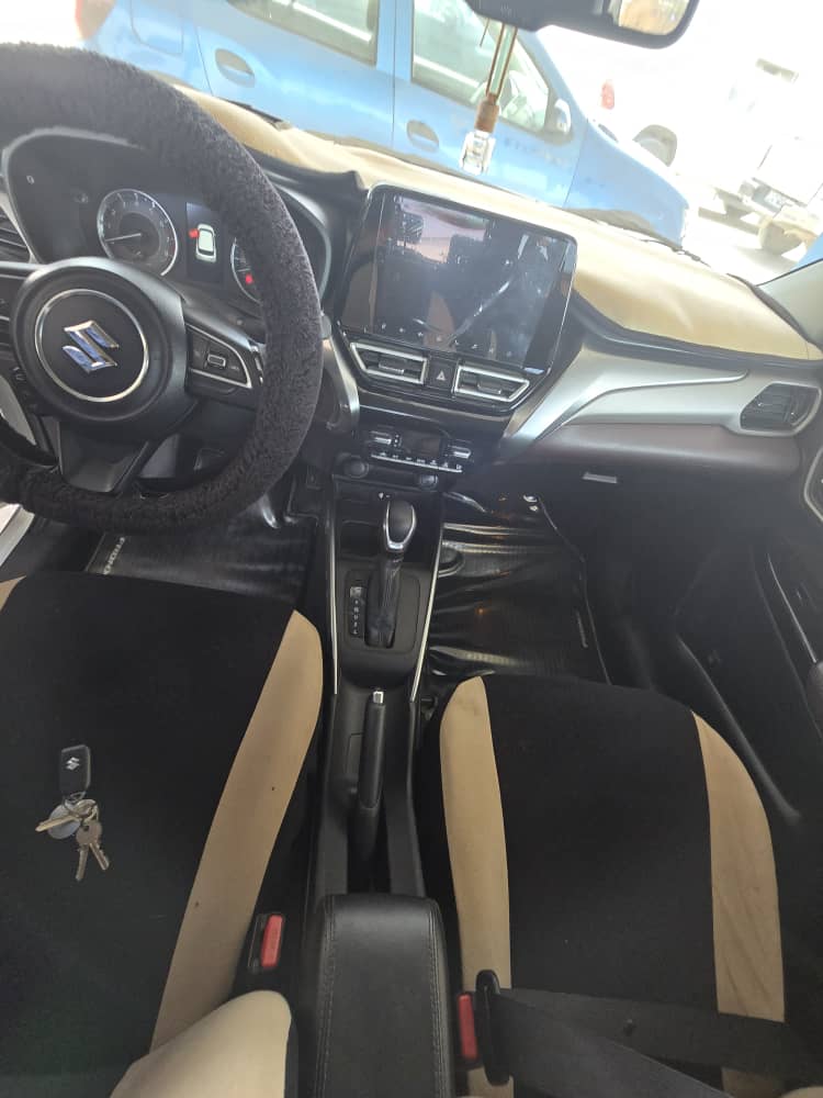 Suzuki Fronx 2024, boîte automatique, tout option