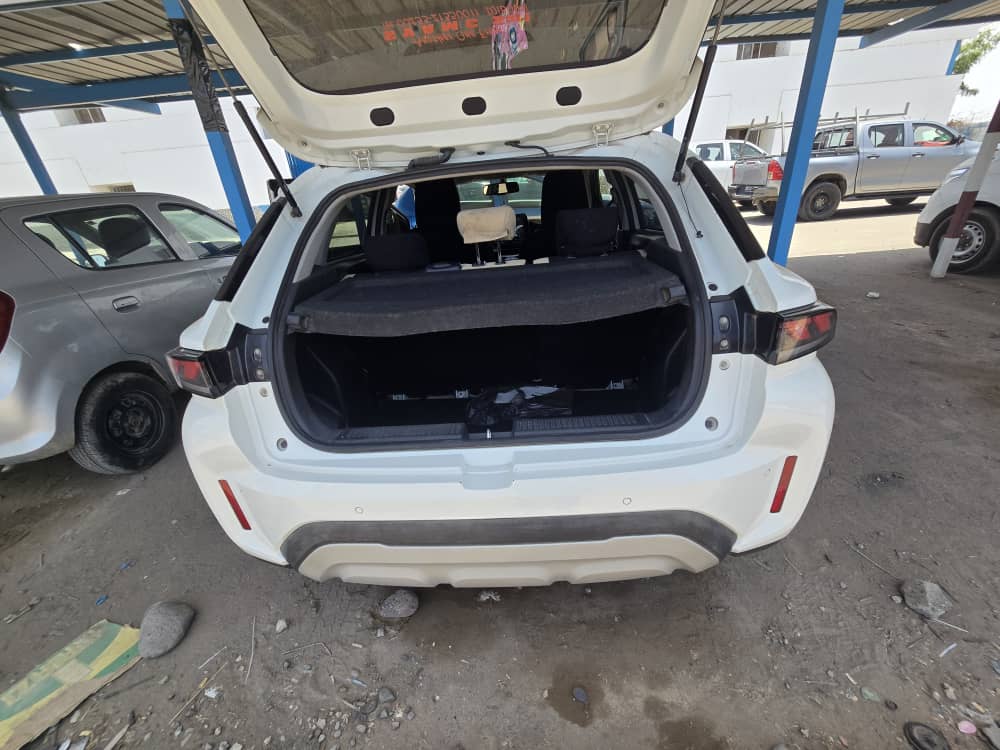 Suzuki Fronx 2024, boîte automatique, tout option