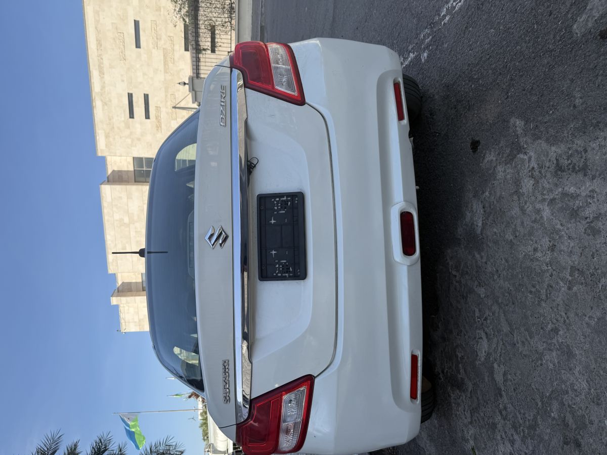 Suzuki Dzire