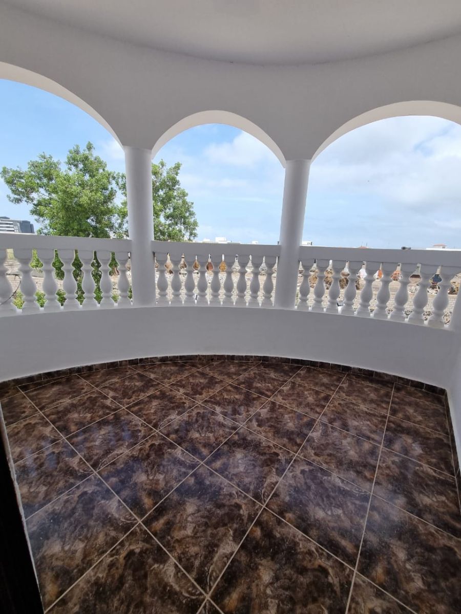 VILLA À LOUER SITUÉ HARAMOUS IDÉAL POUR RESIDENCE ET ENTIÈREMENT CLIMATISÉE