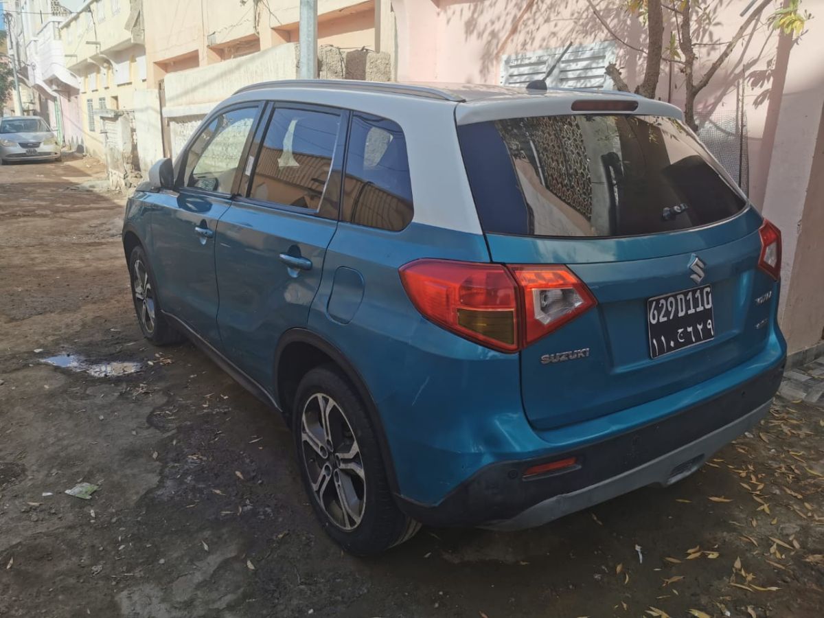 Suzuki Vitara Allgrip 2016, boite automatique, essence, bon état, climatisée
