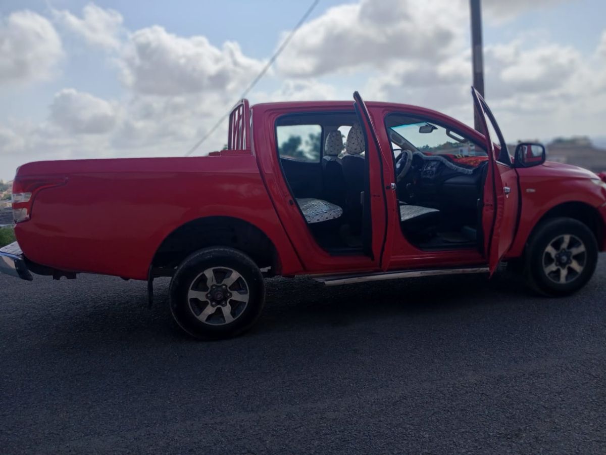 FIAT FULLBACK 2018 en excellent état toutes options