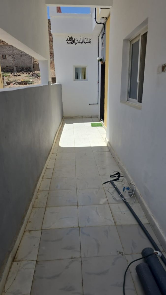 Maison F5 avec grand salon, 2 climatiseurs intallés, 2 réservoirs d\'eau à Ali-Sabieh