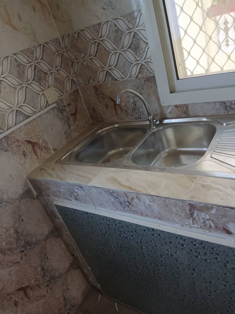 Appartement F4 neuf avec cour à Balbala Cheikh Moussa