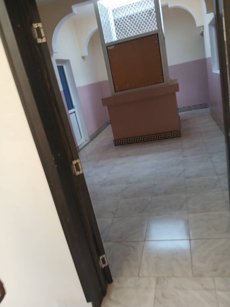 Appartement F4 neuf avec cour à Balbala Cheikh Moussa