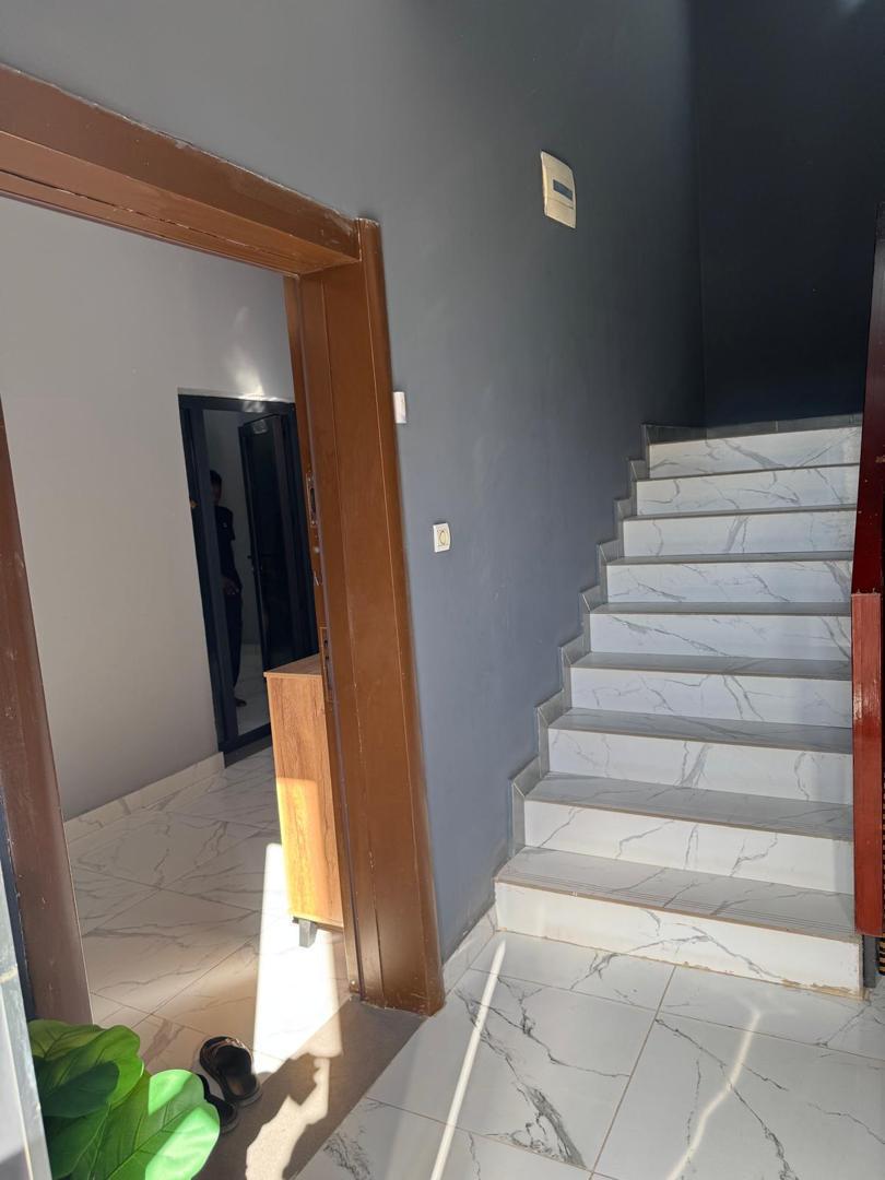 Immeuble neuf 4 appartements meublés à Haramous Sud