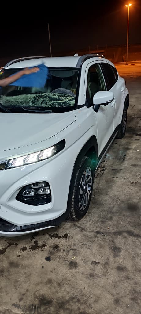 Suzuki New Fronx SUV GLX SLDA 2024, essence, 25 000 km, comme neuf