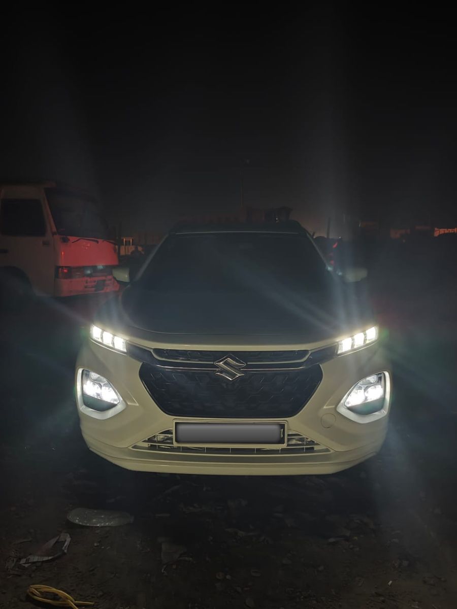 Suzuki New Fronx SUV GLX SLDA 2024, essence, 25 000 km, comme neuf