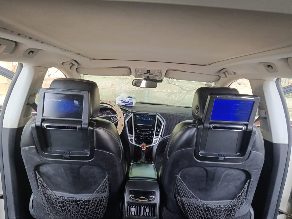 Cadillac SRX 4 2015, full option, automatique, climatisée, cuir, grand coffre, caméra de recul