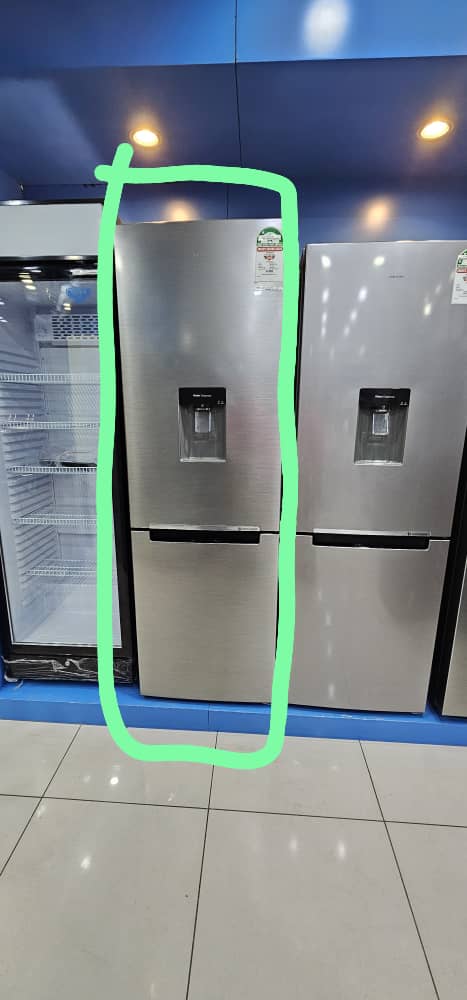 Vente de meubles et électroménager haut de gamme en excellent état