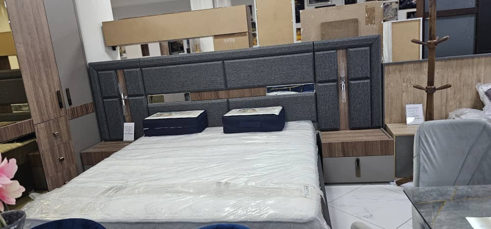 Vente de meubles et électroménager haut de gamme en excellent état