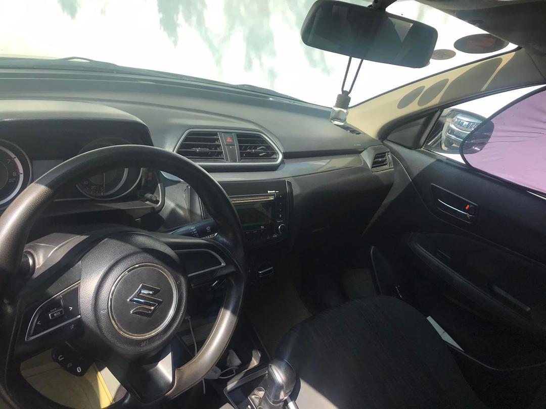 Suzuki New Dzire 2020, Essence, Automatique, 93 000 km, Gris