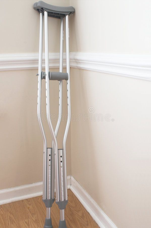 Béquilles en métal ajustables pour personnes âgées et handicapées