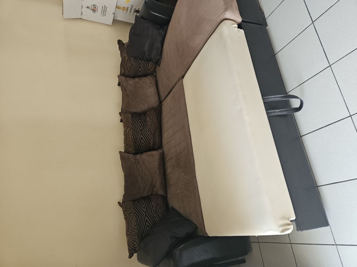 Canapé d\'angle convertible et modulable