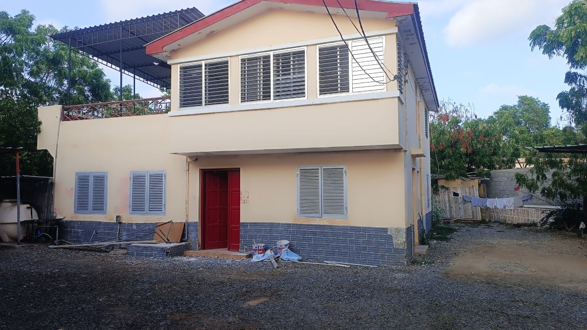 Appartements F5 avec jardin proche aéroport en location