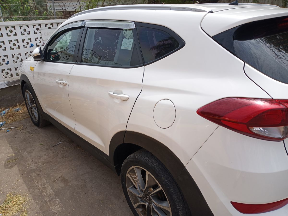 Hyundai Tucson 2017-2018, diesel, automatique, clim fonctionnelle
