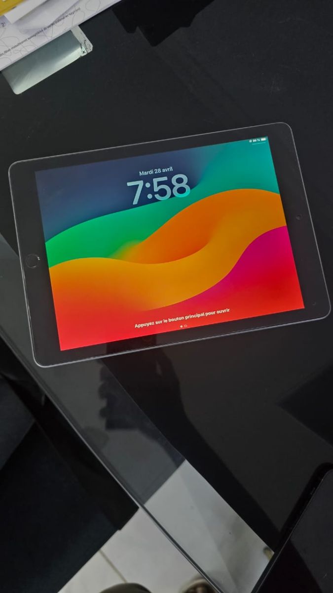 iPad 6ᵉ Gen 9.7 pouces en bon état