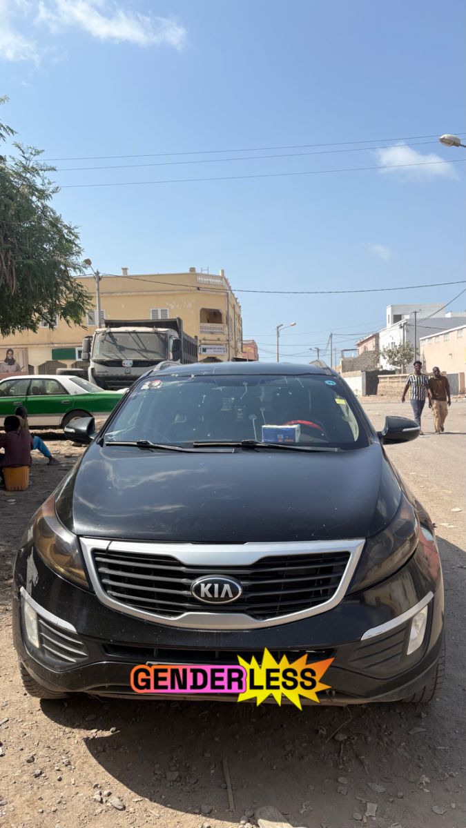 Kia Sportage 2013, essence, automatique - Véhicule familial confortable