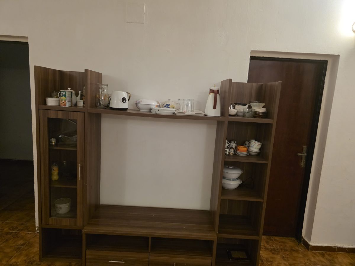 Meubles maison quasi neufs à vendre