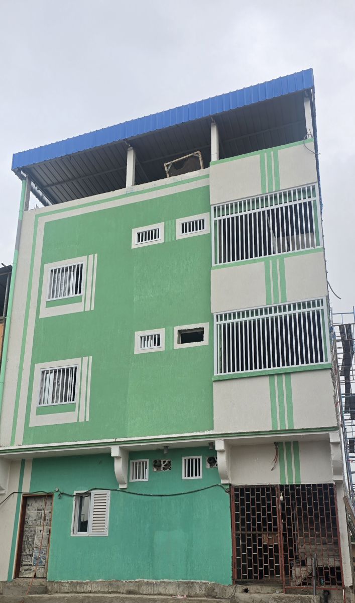 Bureaux F4 à louer sur route Nelson Mandela