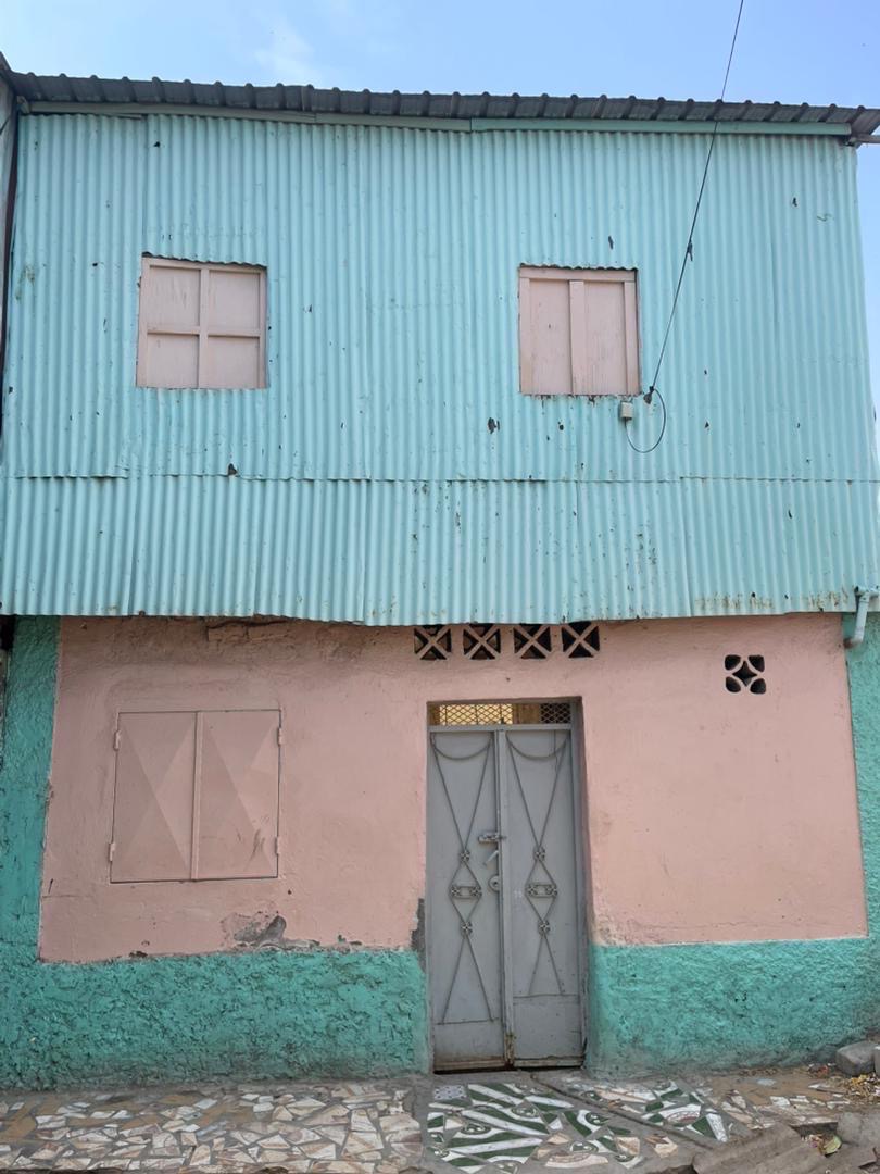 Maison F4 lumineuse avec 3 chambres et cuisine fonctionnelle