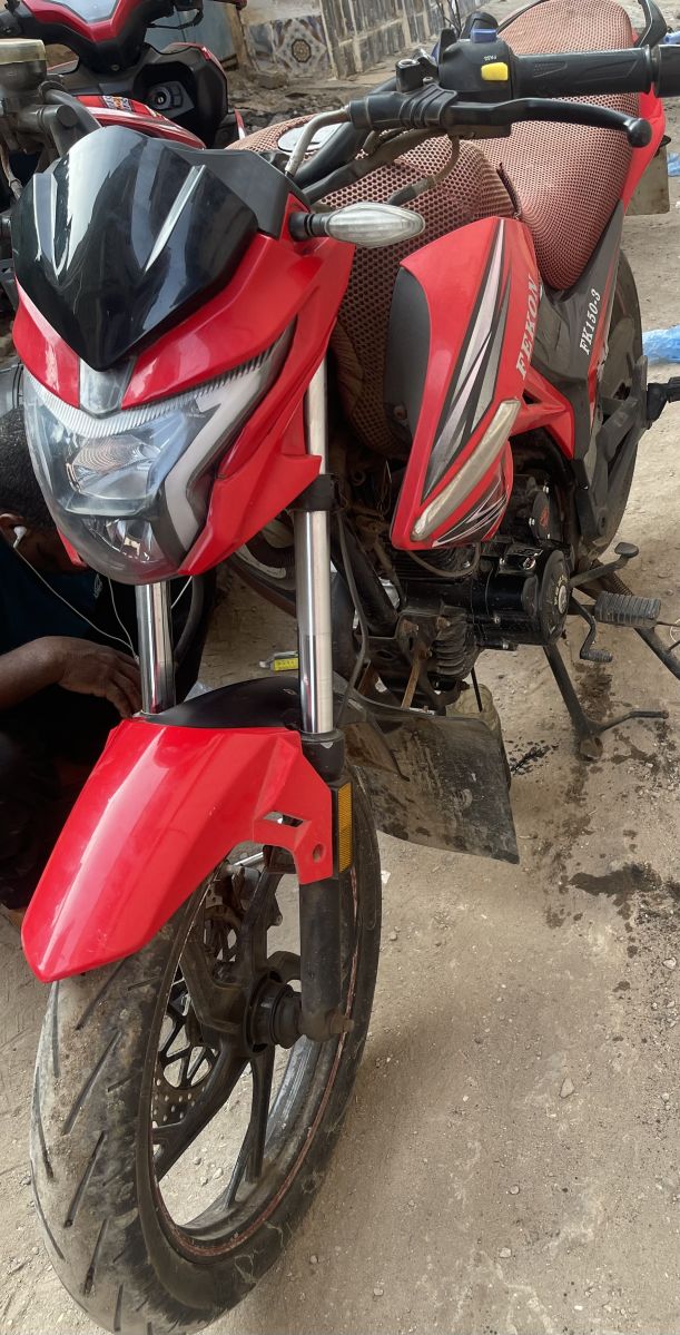 Moto Fekon 150cc - Comme neuve