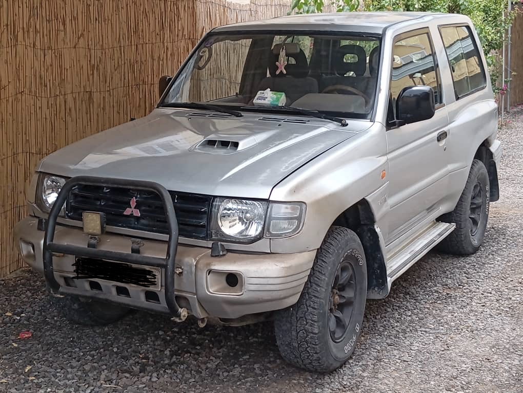 Mitsubishi Pajero Châssis Court, Bon État, Diesel
