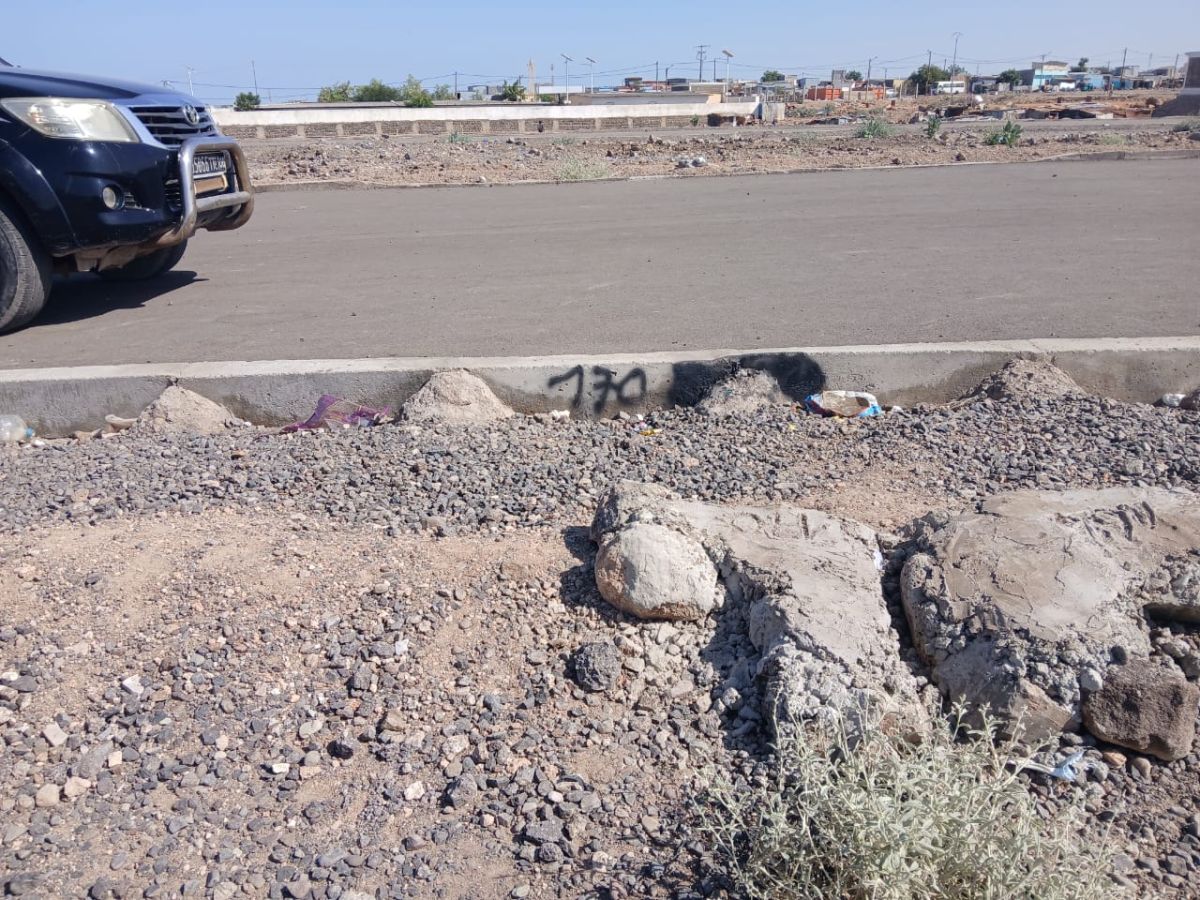 Terrain 150m2 avec titre foncier à Oumu salama, près de la gendarmerie