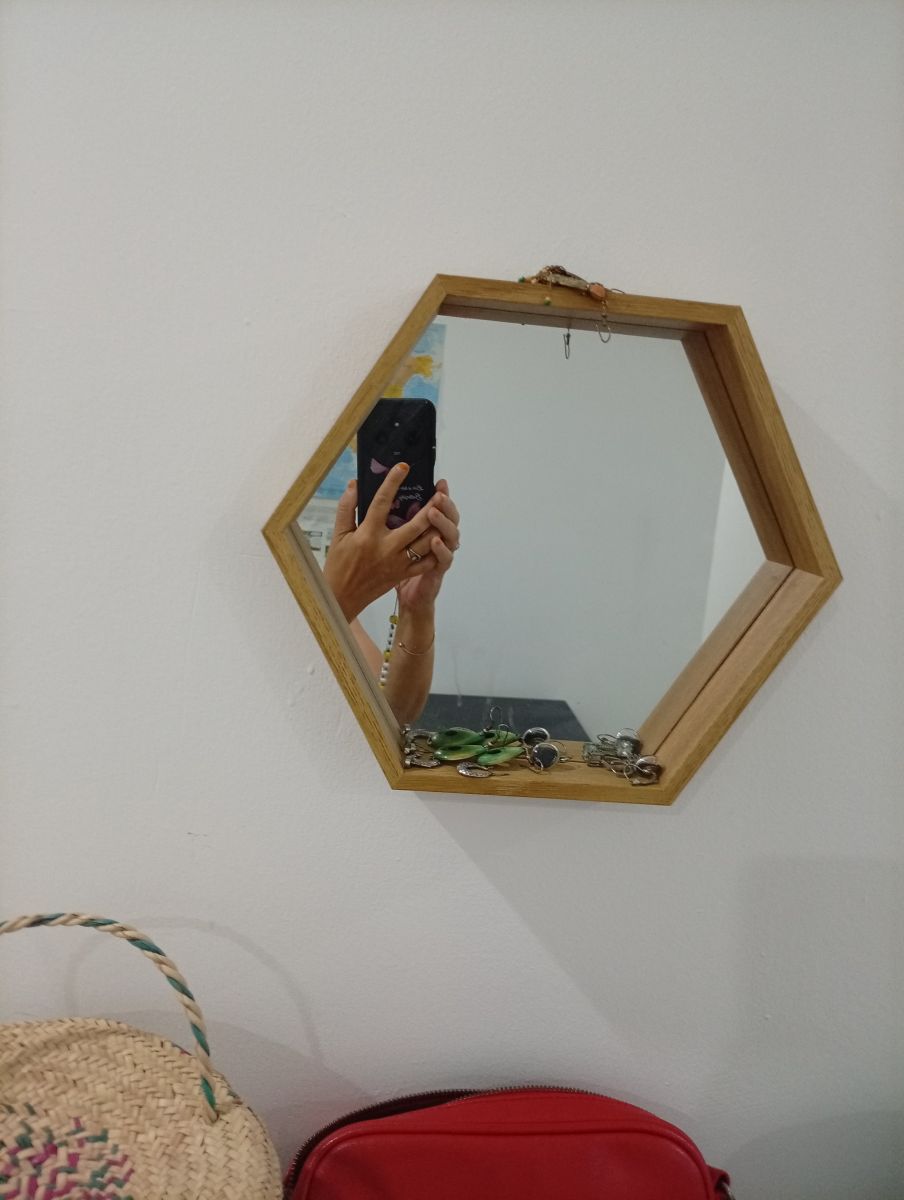 Miroir hexagonal en bois, 24cm x 24cm