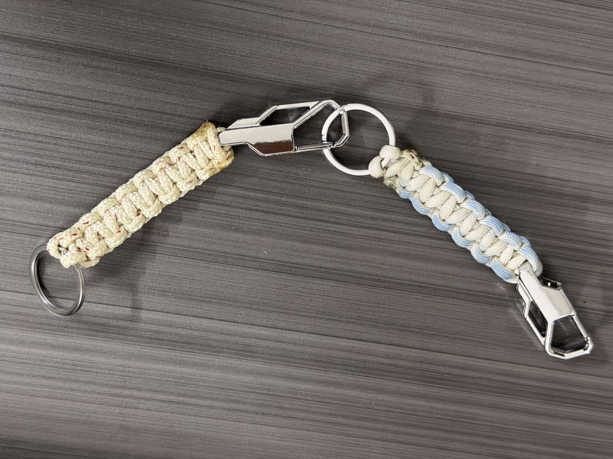 Porte-clés en parracorde résistant - différents modèles