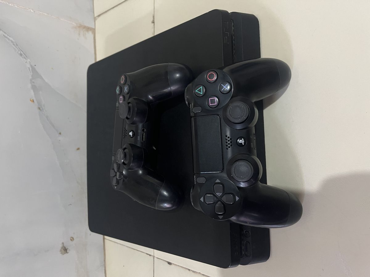 Playstation 4 à vendre
