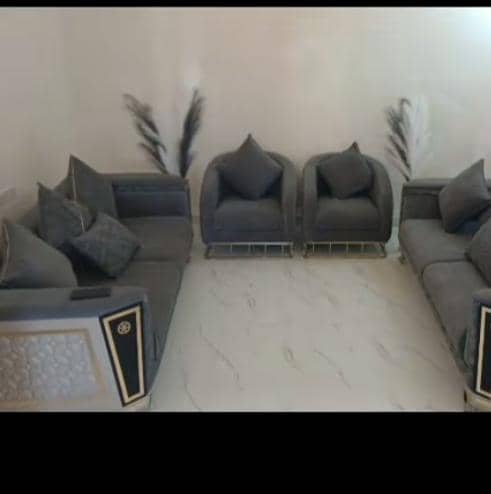 Salon presque neuf à vendre - Départ imminent