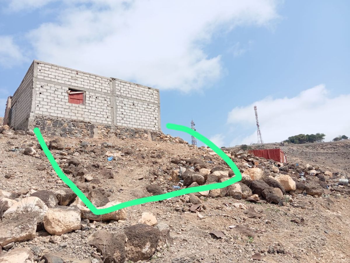 Terrain à Arta de 150m²