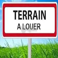 Terrain commercial de 160m² à louer à Barwaqo 2 (Bord de route)