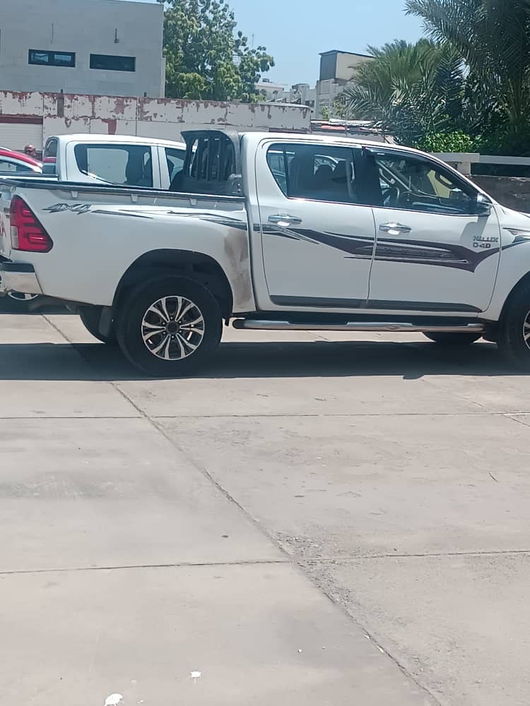 Location Toyota Hilux 2018, gazoil, automatique, climatisation