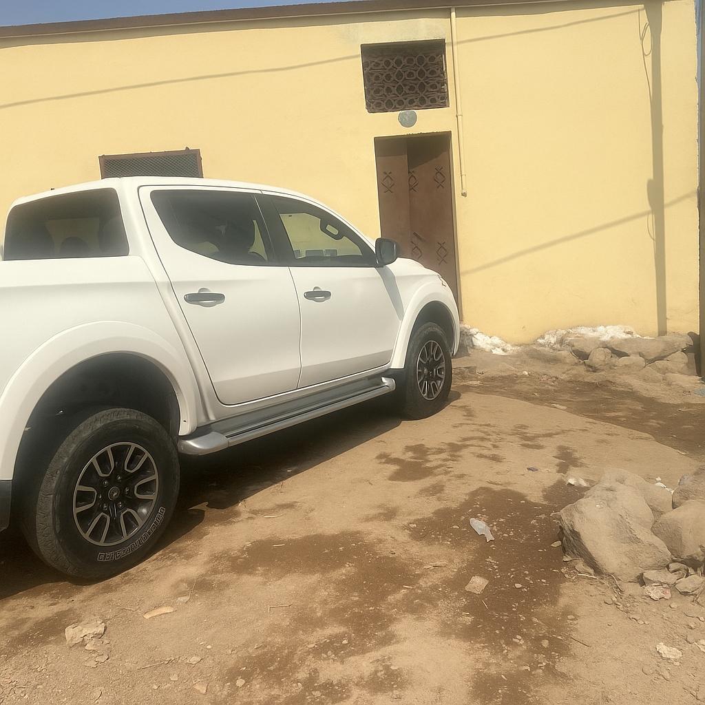 Maison 4 chambres Hayabley avec double façade et titre provisoire
