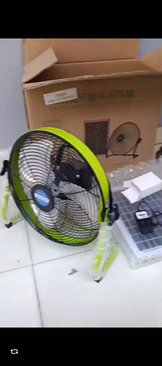 Ventilateur portable chargeable solaire Khurshid - autonomie 12h