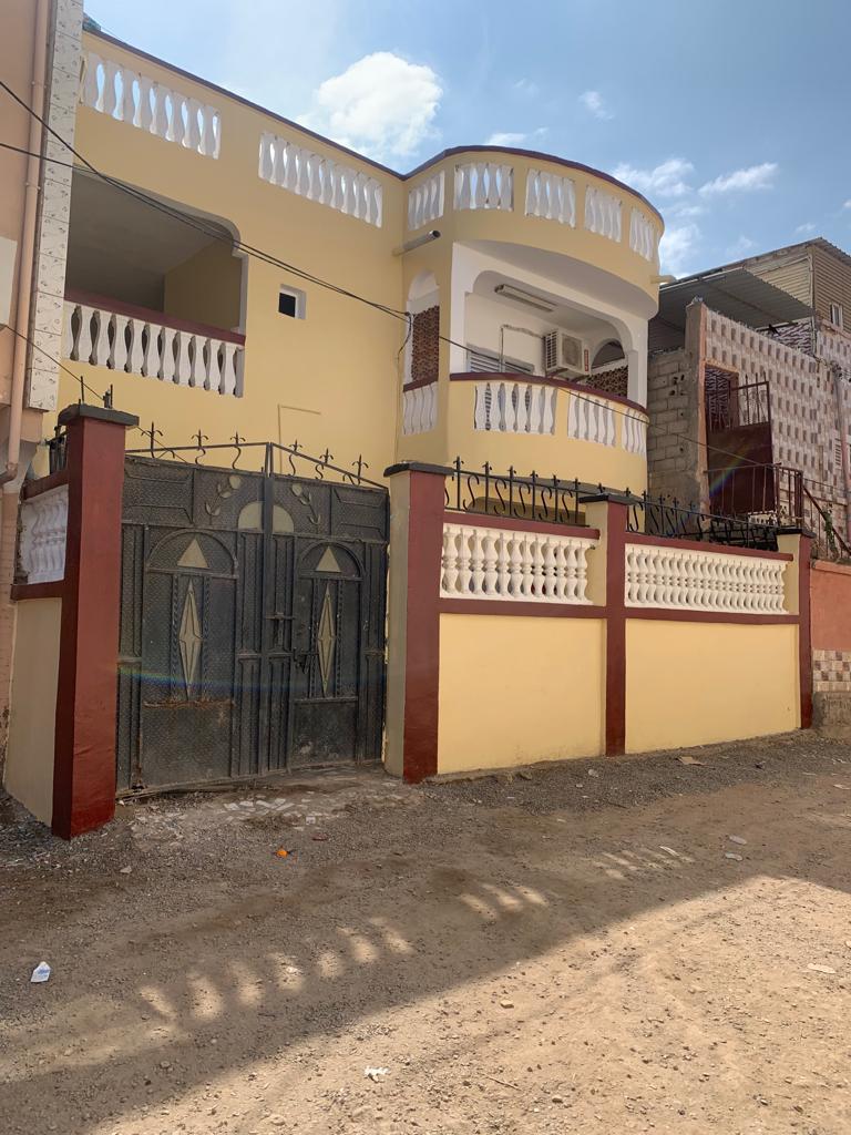 Duplex F7 150 m² avec parking à Gachamaleh