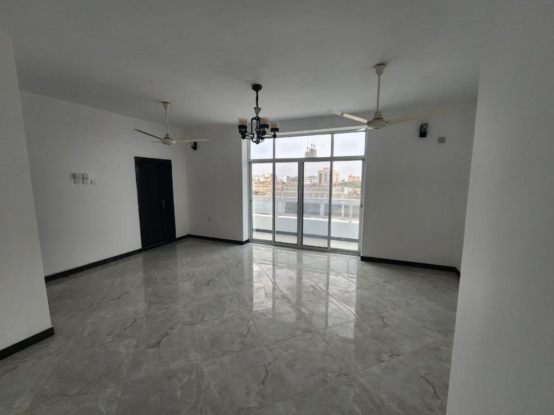 Villa neuve F6 avec terrasse à Haramous
