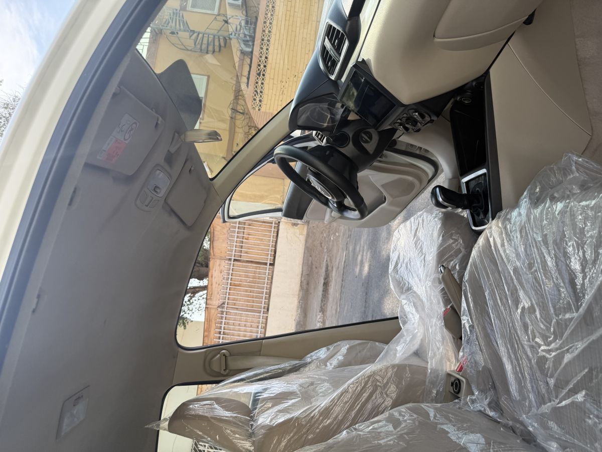 Suzuki Dzire neuve importée, moteur et climatisation parfaits
