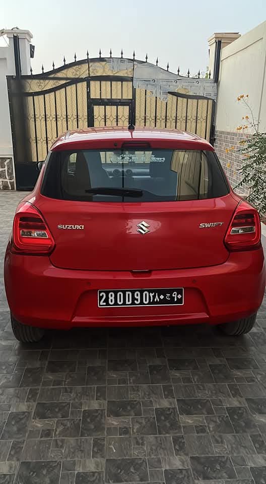 Location Suzuki Dzire 2023, essence, boîte automatique, état neuf