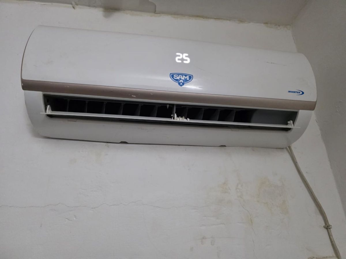 A vendre Climatiseur + Frigo + Machine a laver