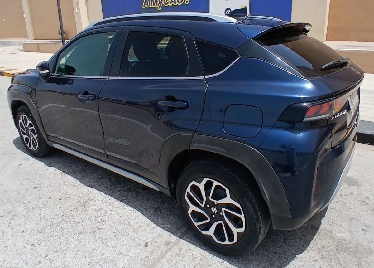 Suzuki Fronx 2023 en très bon état, bien entretenue