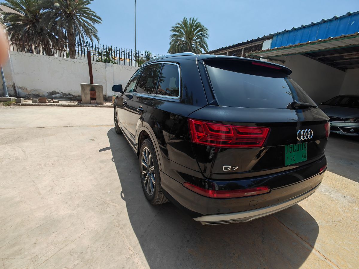 Audi Q7 2018 2.0T Quattro Premium Plus diesel automatique