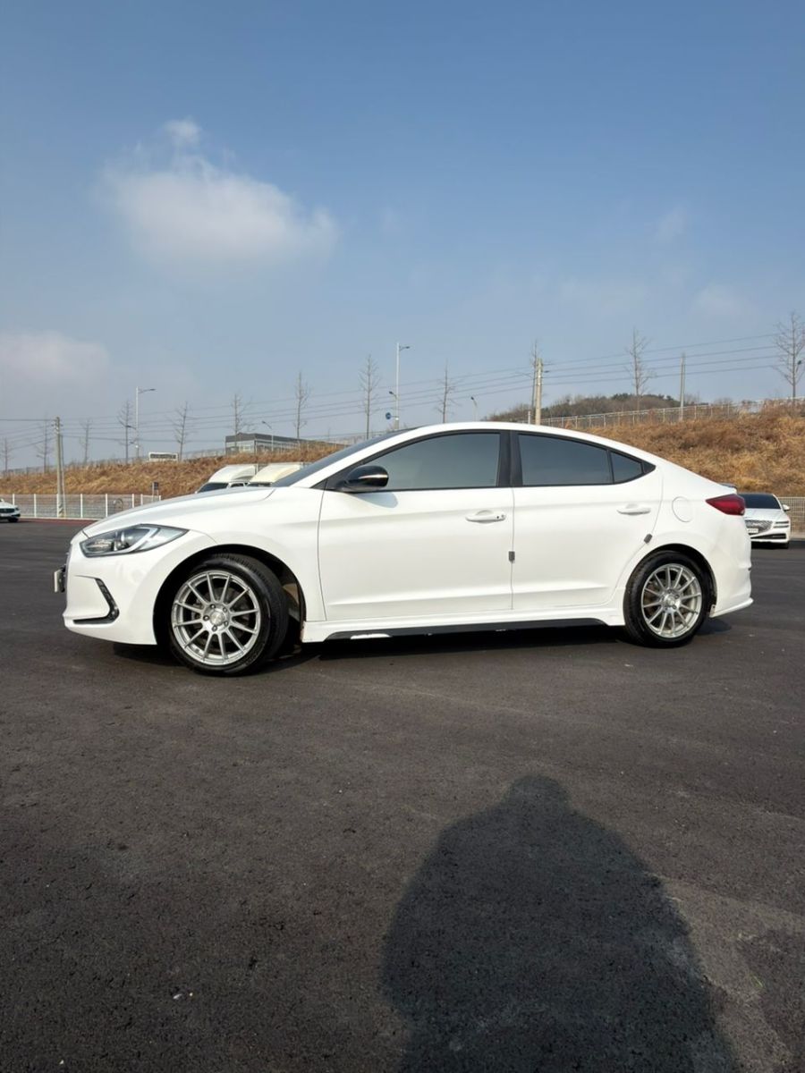 Hyundai Avante Sport 2020, diesel/essence, boîte automatique