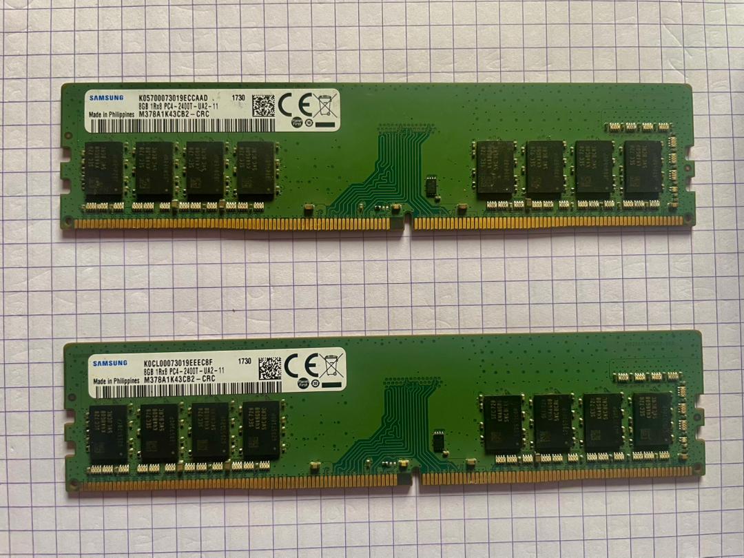 Barrettes RAM Samsung 16 Go DDR4 2400 MHz pour PC bureau