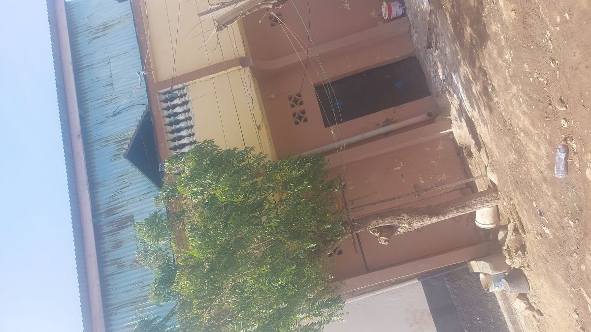 Appartement F2 1er étage à Q7 proche Djib Medical Center
